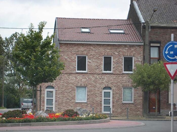 Place Louis Delhaize, B : Appartement 5 pièces à vendre