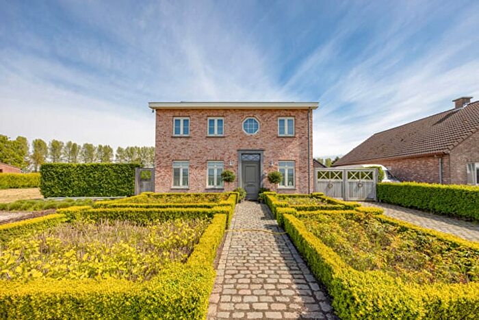 Lange Meersstraat, SintGillisWaas : Maison 5 pièces à vendre