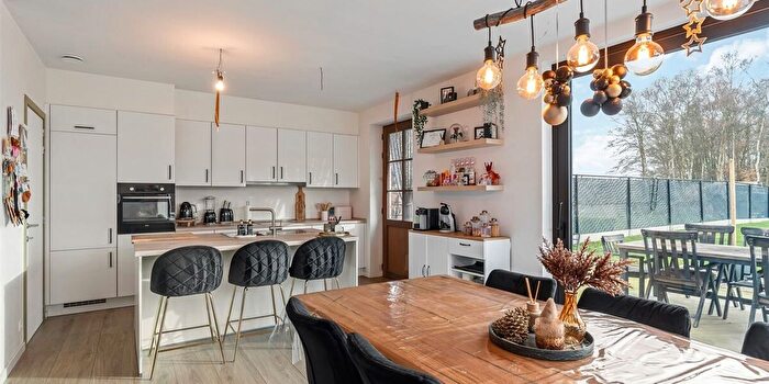 Maison 3 pièces à vendre à Vliegeneindestraat, Koersel