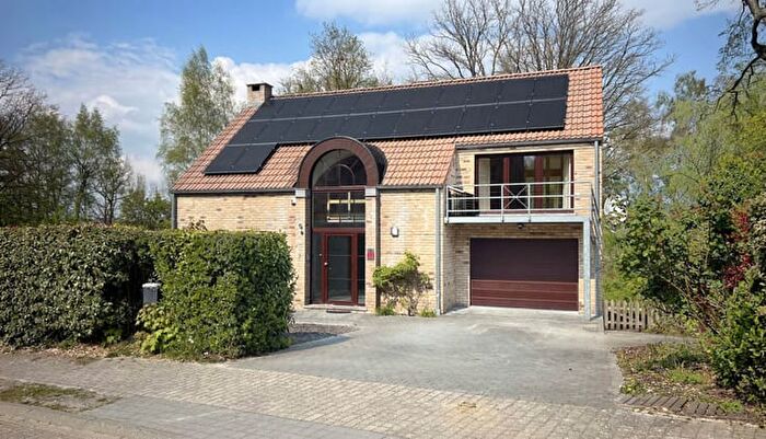 Maison 4 pièces à vendre - Av Bonne Fontaine, Genval