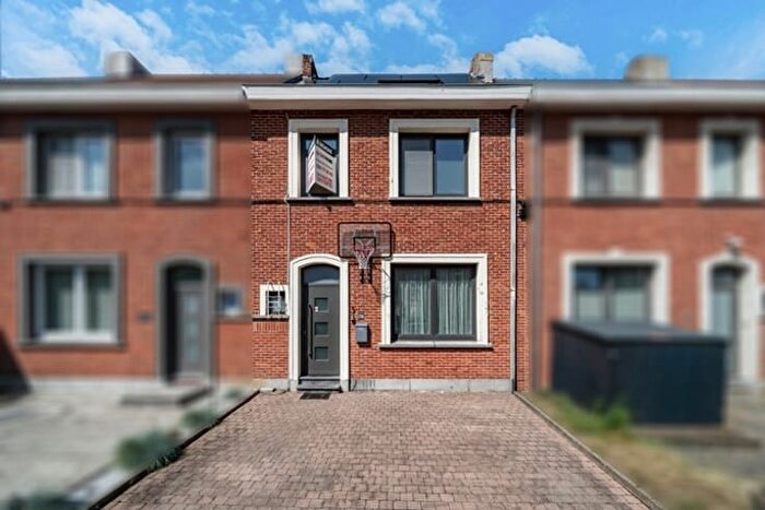 Streekbaan, Vilvoorde : Maison 17 pièces à vendre