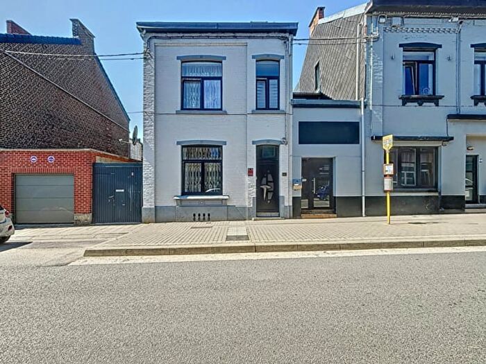 Rue Pierre Bauwens, Charleroi - Maison 5 pièces à vendre