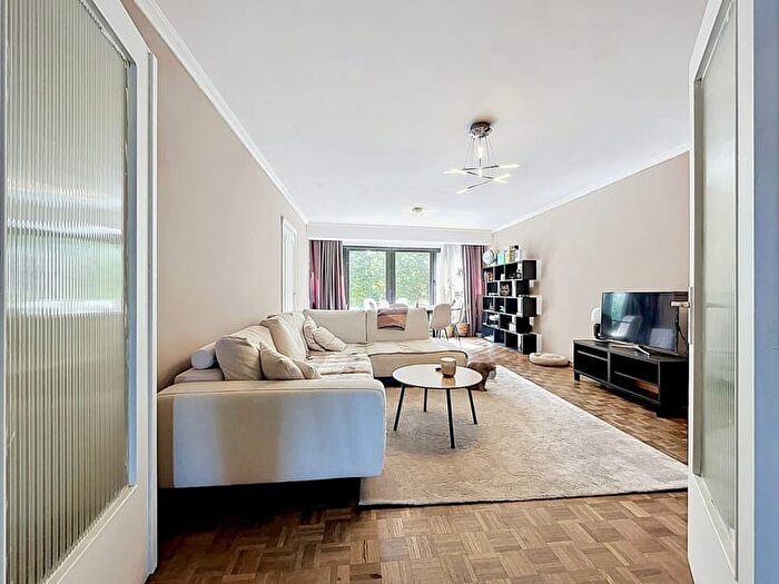 Coupure, B : Appartement 2 pièces à louer
