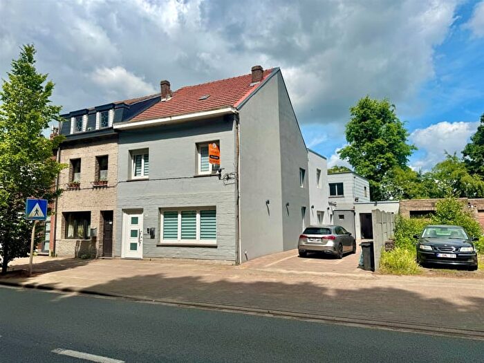 Nieuwstraat, RUMST : Maison 4 pièces à vendre