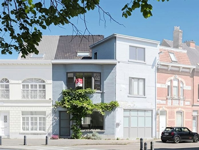 Opvoedingstraat, GENT : Maison 4 pièces à vendre
