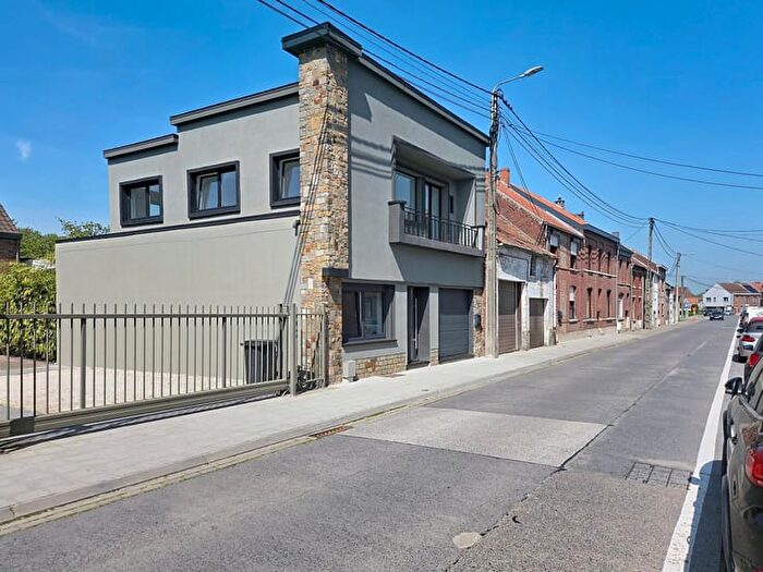 Maison 3 pièces à vendre à Rue des Préaux, BELIL