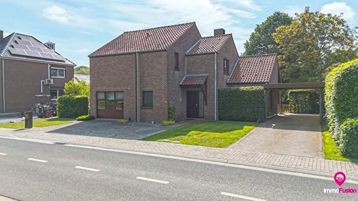 Ubbelstraat, HeusdenZolder : Maison 4 pièces à vendre