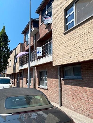 Appartement 12 pièces à louer - Loystraat C, Hamme