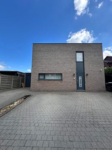 Maison 3 pièces à louer à Wielewaalstraat, A
