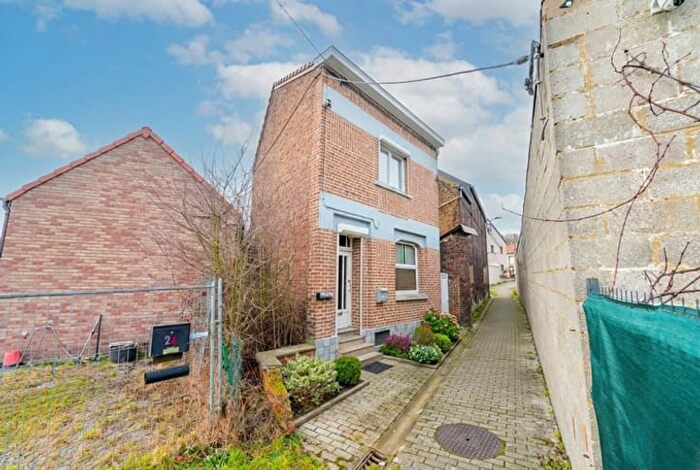 rue des Moissons, Gilly : Maison 2 pièces à vendre