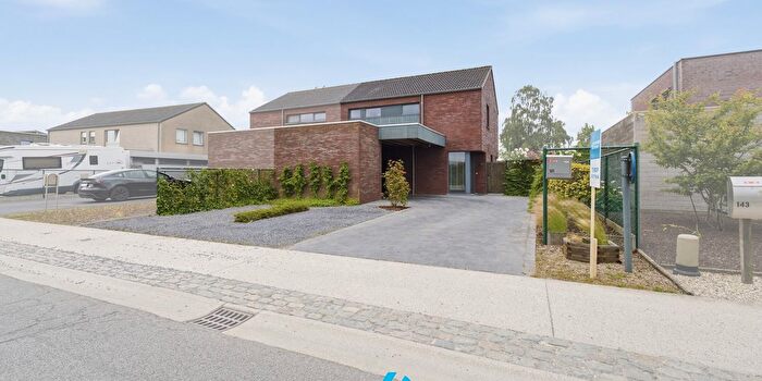 Oostnieuwkerksesteenweg, Roeselare - Maison 3 pièces à vendre
