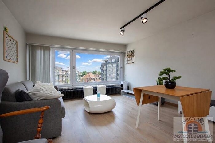 Middelkerkestraat, SintIdesbald - Appartement 6 pièces à vendre