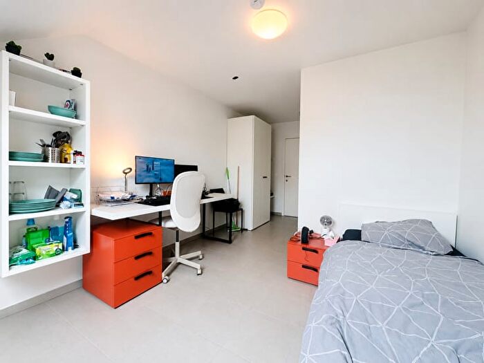 SintDenijsestraat, Kortrijk : Appartement 2 pièces à louer