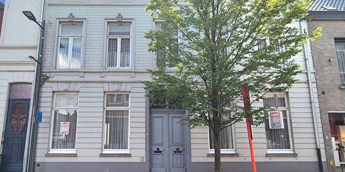 Roeselaarsestraat, Izegem : Maison 4 pièces à vendre