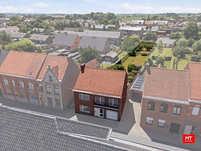 Maison 12 pièces à vendre à Zonnebekestraat, A