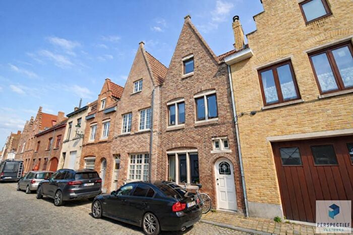 Peperstraat, Brugge : Maison 8 pièces à vendre