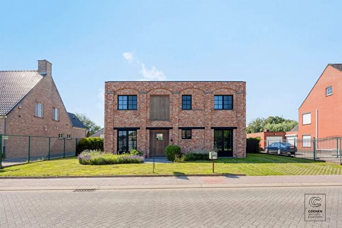 Maison 4 pièces à Merksplassebaan, Oostmalle, à vendre