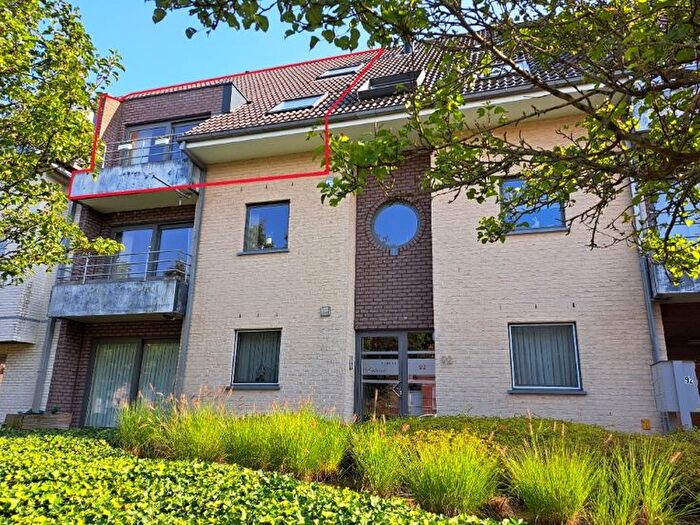 Appartement 8 pièces à vendre à Stationsstraat, Haaltert
