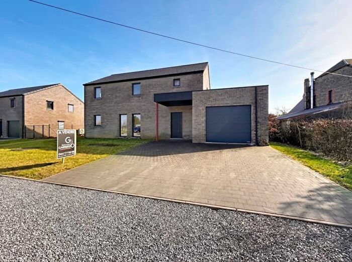 La Fourche, A : Maison 4 pièces à vendre