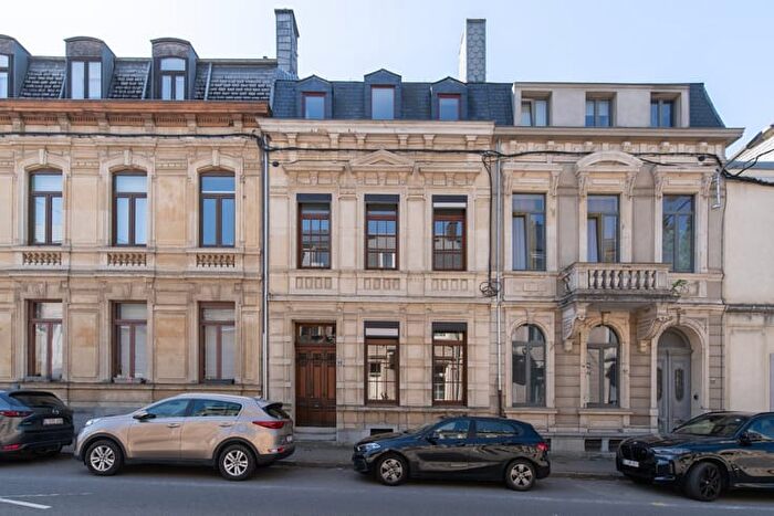 Maison 5 pièces à vendre à Avenue Victor Tesch, ARLON