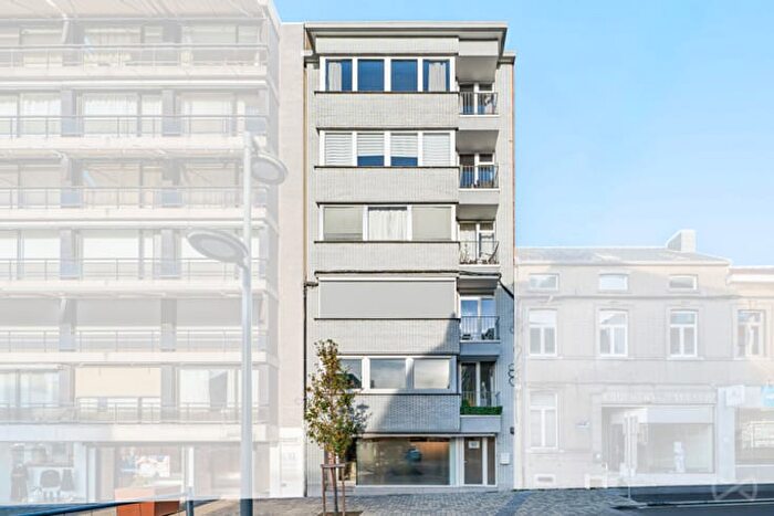 Appartement 9 pièces à vendre - PLACE DE L ECOLE MOYENNE, Waremme