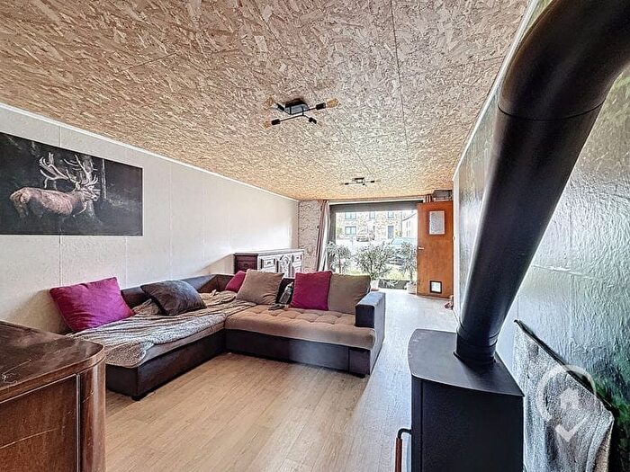 Maison 6 pièces à vendre à Rue des Ardennes, Winenne
