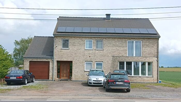 Rue De Landen b, Hannut - Maison 18 pièces à vendre