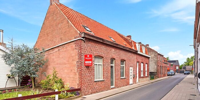 Maison à HeiligHartstraat, Poperinge, à vendre