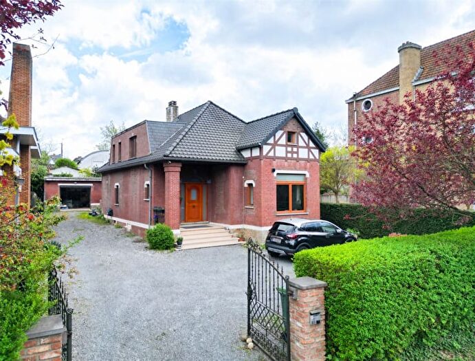 Avenue de la Rousselière, JUPILLESURMEUSE - Maison 3 pièces à vendre