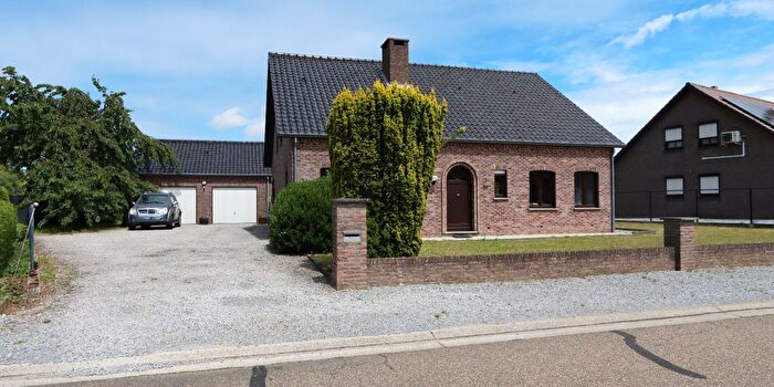 Maison 4 pièces à vendre à Fosheistraat, Molenbeersel