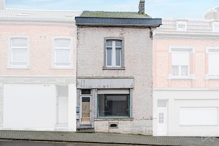 Rue de la station, Engis : Maison 13 pièces à vendre