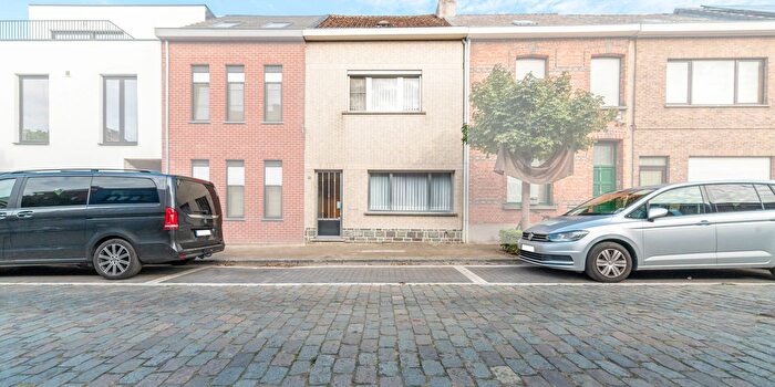 Maison 2 pièces à vendre à Overwinningsstraat, Niel