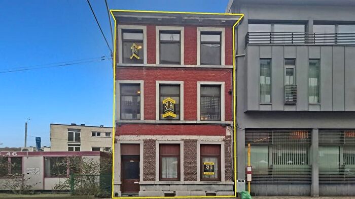 Maison 10 pièces à Rue Natalis, A, à vendre