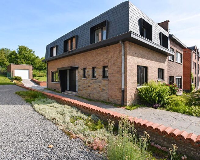 Maison 4 pièces à Rue Ernest Simonet, Tubize, à vendre