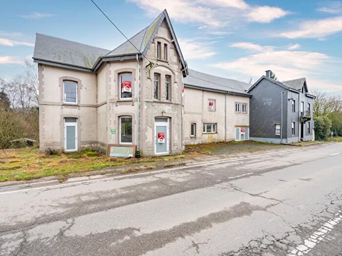 Maison 8 pièces à vendre à Malome, Neufchâteau
