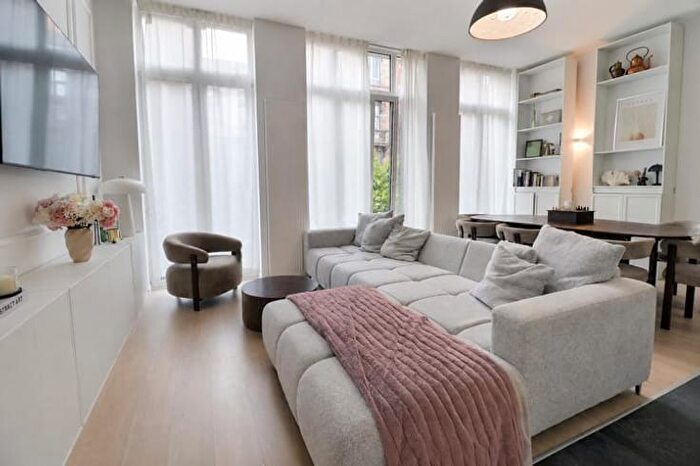 Appartement 2 pièces à Rue de la Montagne, Charleroi, à vendre