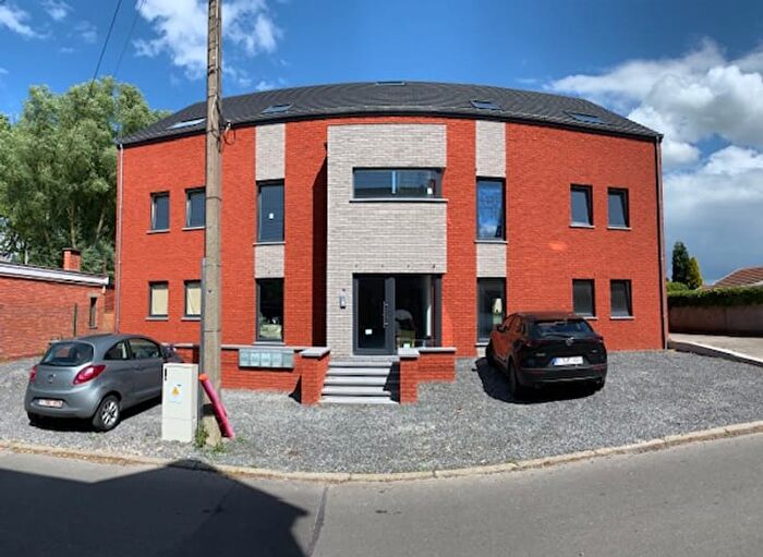 Rue Eloi Fouarge, SaintGeorgessurMeuse : Appartement 2 pièces à louer
