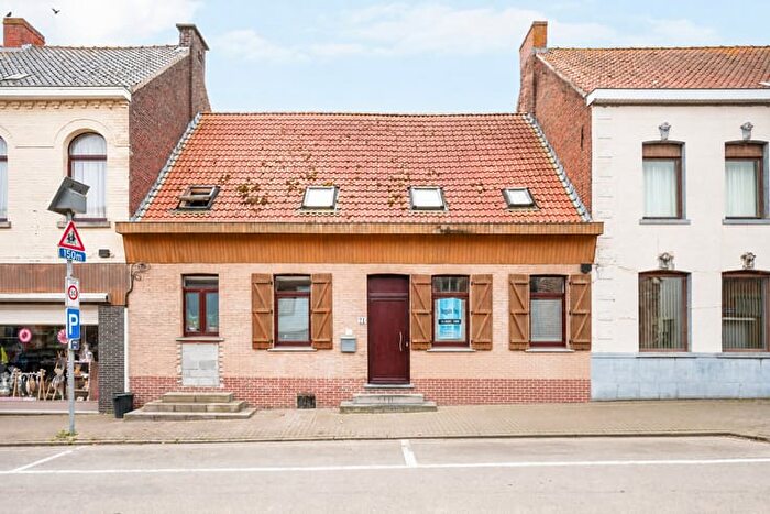 Place d'Anseroeul, Montdel'Enclus Anseroeul : Maison 5 pièces à vendre