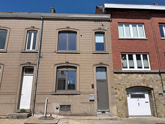 Rue du Vigna, Seilles : Maison 3 pièces à louer