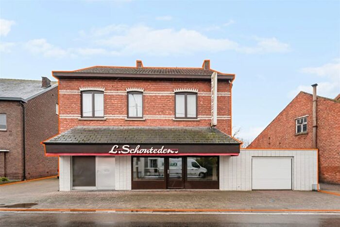 Maison 6 pièces à vendre à Rechtestraat, BERINGEN
