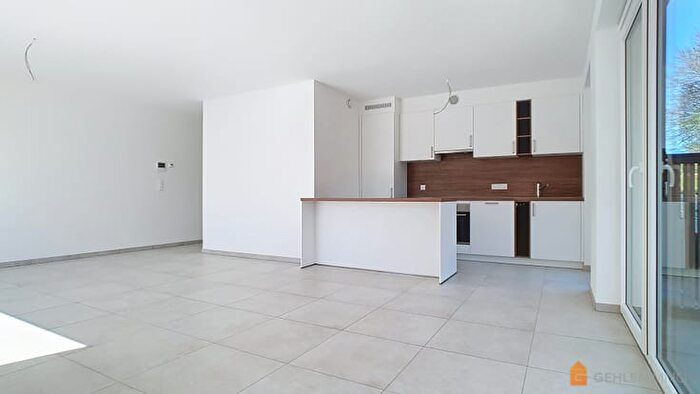 Route Des Bains, WaimesRobertville - Appartement 2 pièces à louer