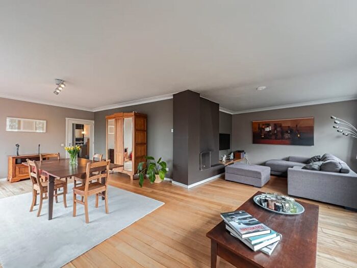 Appartement 3 pièces à vendre à Pastoor Van de Wouwerstraat, BERCHEM