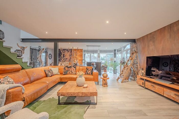 Rue d'Engihoul, Nandrin : Appartement 4 pièces à vendre