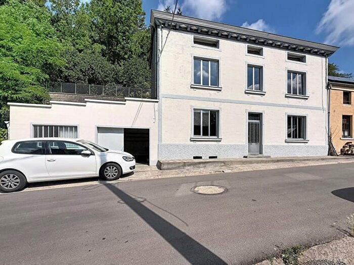 Rue de l'Escaille, Namur : Maison 2 pièces à louer
