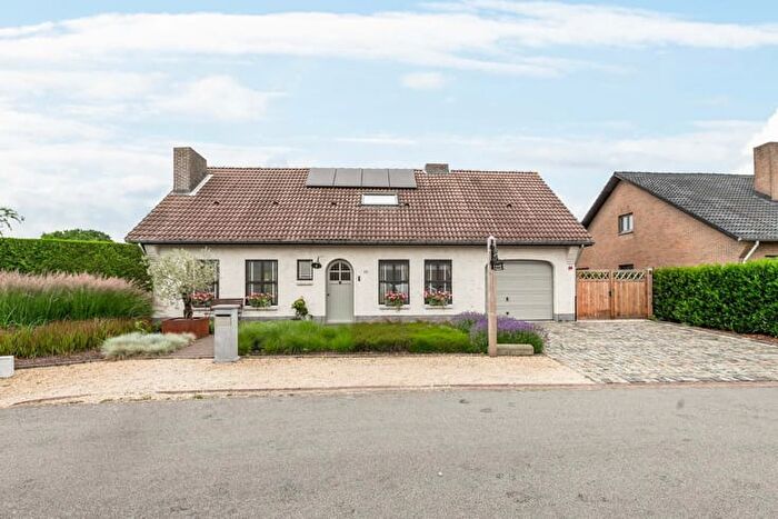 Maison 4 pièces à Nijshoek, Lommel, à vendre