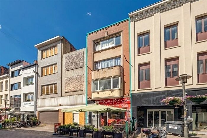 Maison 6 pièces à Statiestraat, ANTWERPEN, à vendre
