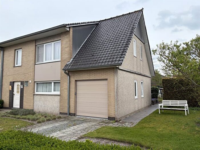 Begonialaan, MoerbekeWaas : Maison 4 pièces à vendre