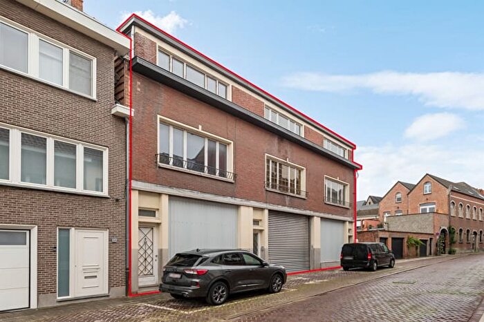 Molenstraat, LIER : Maison 6 pièces à vendre