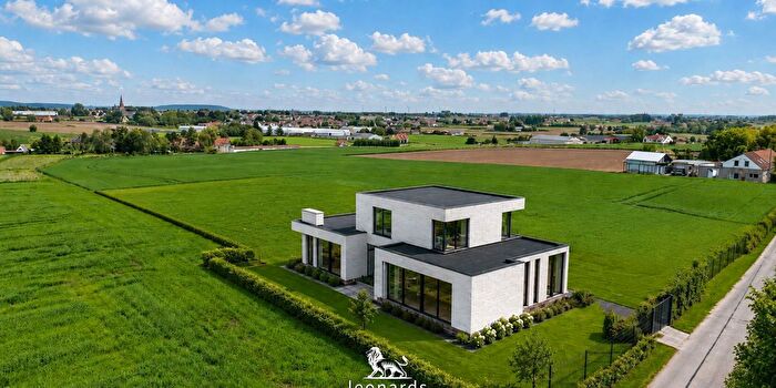 Maison 4 pièces à louer à Schernaai, Tiegem