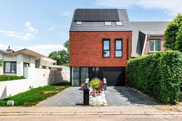 Maison 4 pièces à vendre à Achterhoefweg, Ruisbroek
